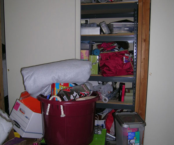 HouseGoingontheMarketA04